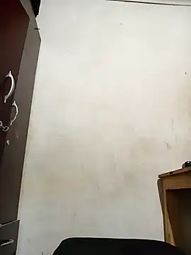 Uncletee112 online show from September 13, 2025, 11:05 pm