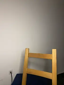 Agnescruzz online show from February 11, 2026, 3:23 pm