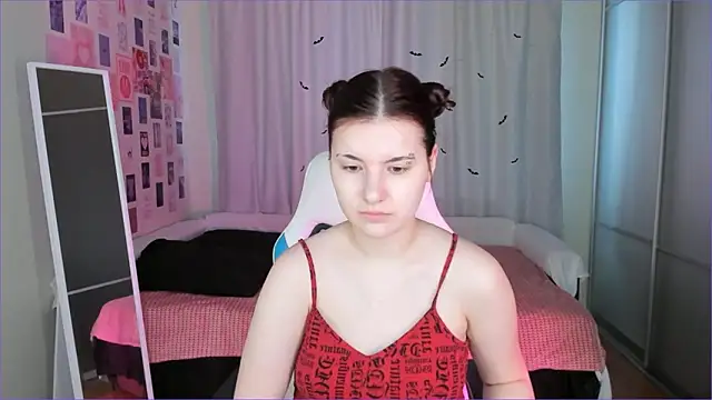 Vanessa Verona online show from March 28, 2026, 5:08 am