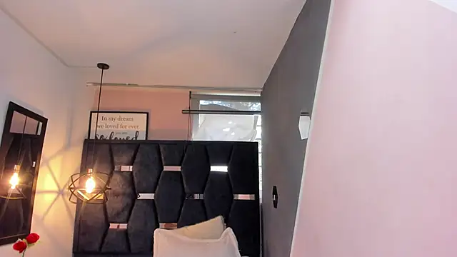 GiaFox  online show from November 27, 2025, 1:44 pm