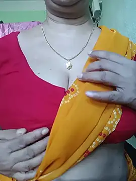 Rosy-B online show from July 18, 2026, 9:51 am