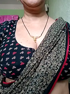 Rosy-B online show from April 14, 2026, 9:58 am