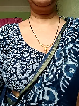 Rosy-B online show from April 13, 2026, 12:36 am