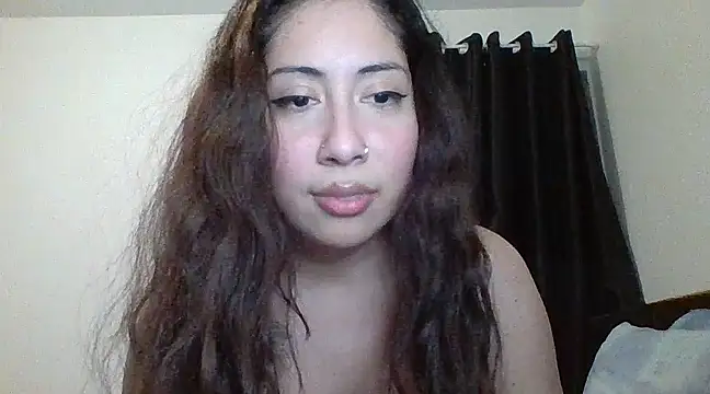 LorenaAnderson online show from February 15, 2025, 12:33 pm