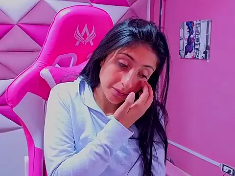 Cameron cutte online show from September 11, 2025, 2:44 am