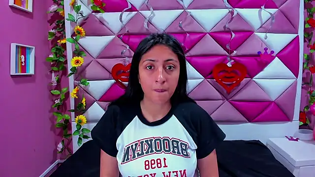 Cameron cutte online show from March 11, 2025, 3:04 am