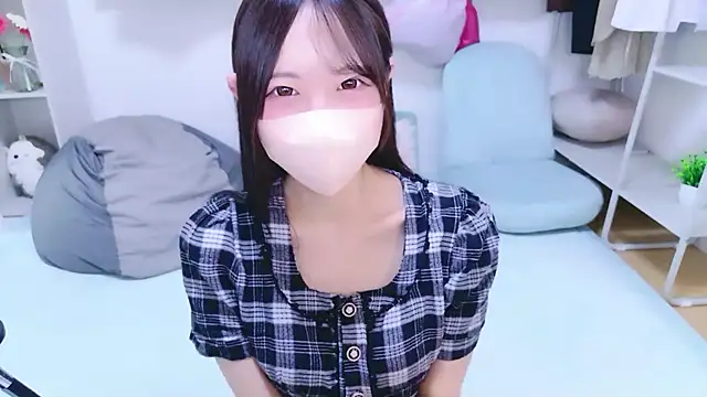 Suzu ch xx online show from June 11, 2026, 2:25 pm