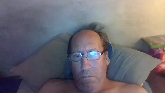 hornyrich69 online show from September 22, 2025, 4:29 am