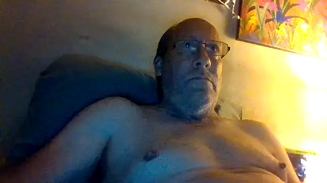 hornyrich69 online show from April 23, 2026, 7:26 am