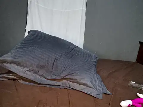 Loveshash1 online show from March 3, 2025, 7:13 am