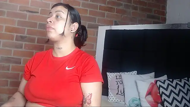 salome  hills1 online show from January 8, 2025, 12:47 pm