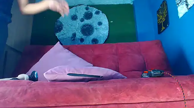 Snapshot of Mracialatina chatting on March 21, 2025, 6:40 pm Mracialatina online show from March 21, 2025, 6:40 pm