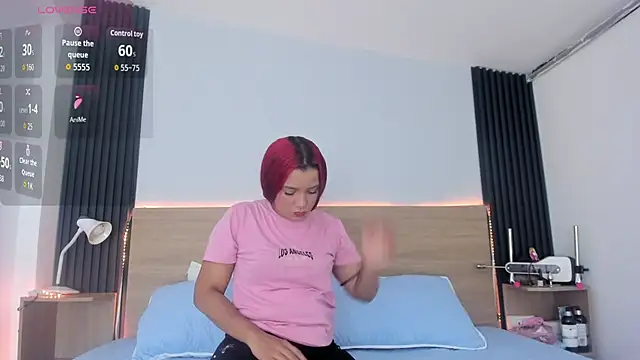 Chiqui milk  online show from September 14, 2025, 1:11 pm