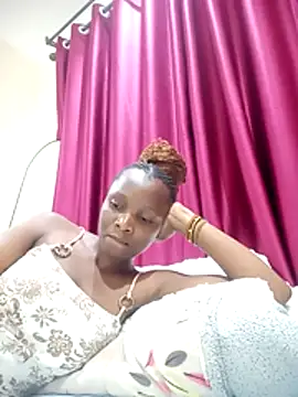Naughty Girl17 online show from March 19, 2026, 4:07 pm