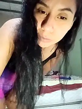 Michellluxo online show from March 2, 2026, 3:29 am