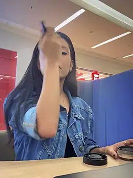 -Ann V online show from January 24, 2025, 1:24 am