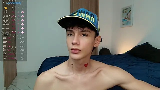 Snapshot of badboy_one_ chatting on November 9, 2025, 8:35 pm badboy one online show from November 9, 2025, 8:35 pm