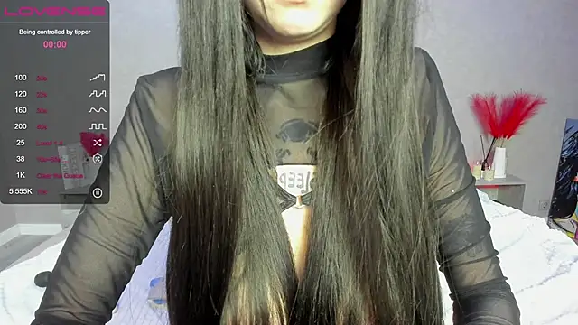 SophiaRyder online show from March 12, 2025, 10:07 pm