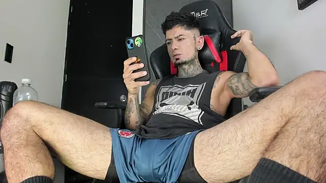 sergiio mesa27 online show from November 15, 2025, 1:59 pm