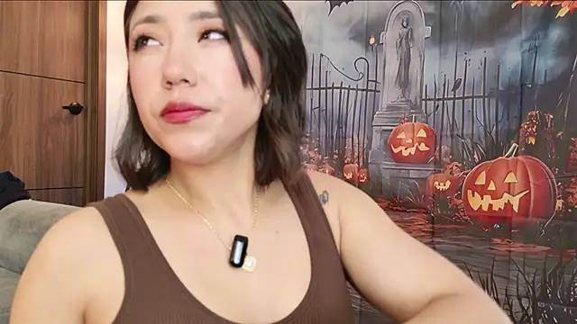 Hot Couple666 online show from October 23, 2025, 6:06 pm