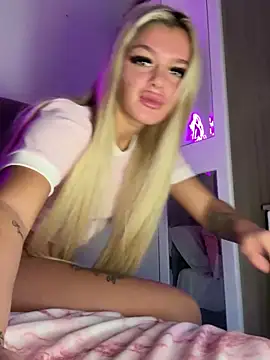 IrishTeenBarbie69 online show from January 19, 2025, 2:38 pm