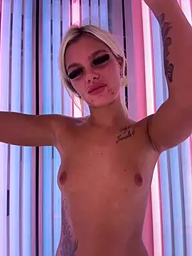 IrishTeenBarbie69 online show from December 6, 2024, 5:38 pm