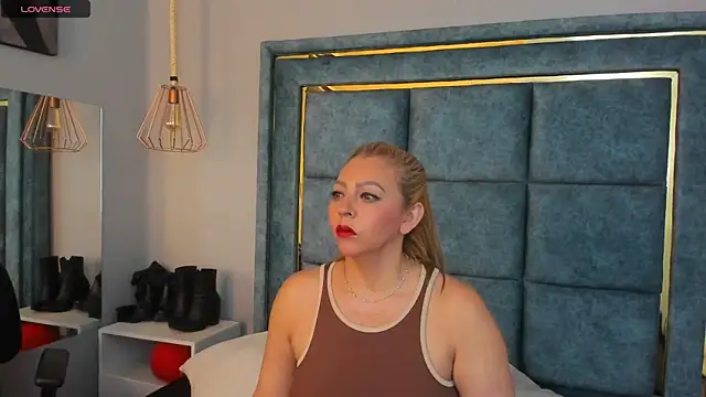 Snapshot of _Addic_ chatting on March 13, 2025, 12:56 pm Addic online show from March 13, 2025, 12:56 pm