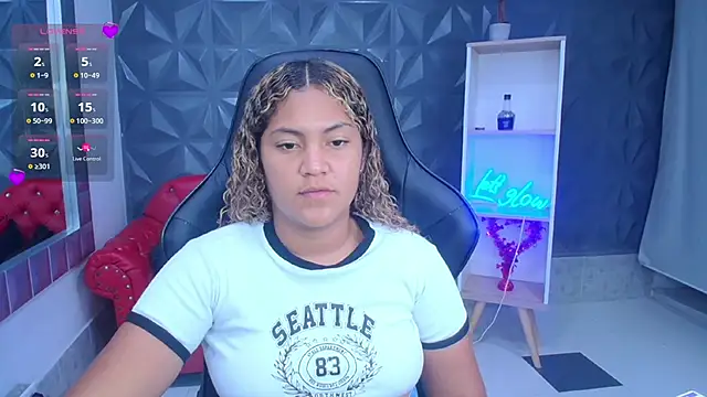 Cristal War online show from March 2, 2026, 11:33 pm