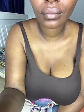 Snapshot of Naughty-sonia2 chatting on May 27, 2026, 5:59 am Naughty-sonia2 online show from May 27, 2026, 5:59 am