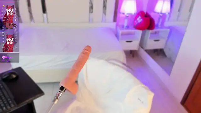 Miliaangeles online show from October 25, 2025, 12:28 pm