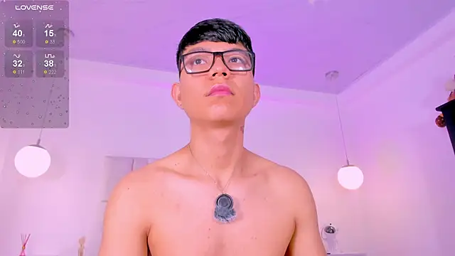 CodyTwink online show from July 15, 2026, 1:51 pm