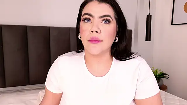 Harmonybabe  online show from January 17, 2026, 7:50 pm