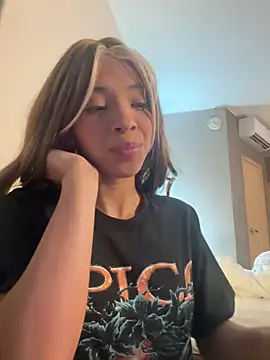 Miss freydis online show from September 27, 2025, 10:43 am