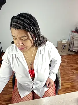 Selket11 online show from October 19, 2025, 2:09 pm