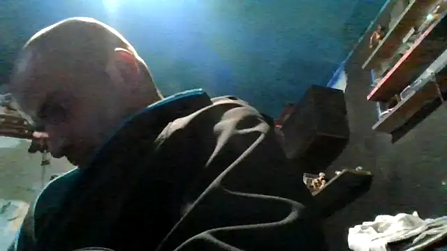 robeaulieu02 online show from December 3, 2025, 6:14 am