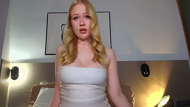 Snapshot of JuliaJaee chatting on September 26, 2025, 4:03 pm JuliaJaee online show from September 26, 2025, 4:03 pm