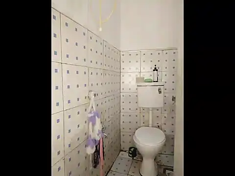 Freaky Vannahs online show from February 20, 2026, 8:33 pm