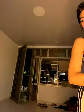 Boypolla11 online show from October 30, 2025, 4:11 am