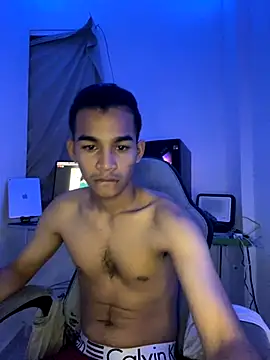 Boypolla11 online show from October 13, 2025, 2:02 am