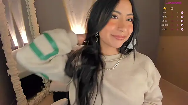 amber curly online show from December 11, 2024, 4:42 pm