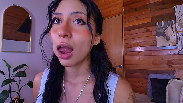 amber curly online show from July 9, 2026, 9:25 pm