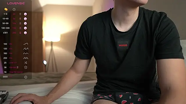 Snapshot of TaisonBrownX chatting on October 26, 2025, 7:47 pm TaisonBrownX online show from October 26, 2025, 7:47 pm