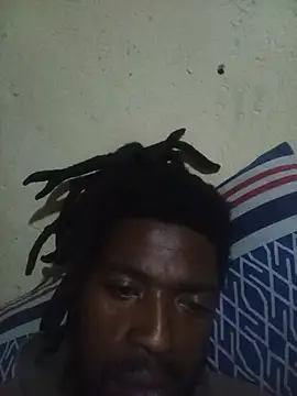 gldnmvsk XO online show from May 23, 2026, 7:13 pm