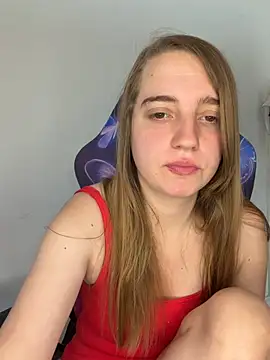 EvieRoseex online show from July 6, 2026, 5:04 pm