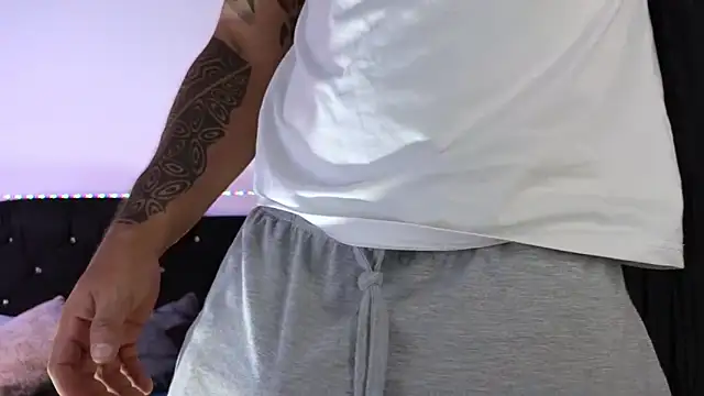 john cartter1 online show from February 9, 2026, 2:15 pm