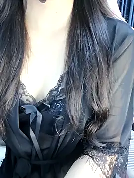  Linez  online show from October 7, 2025, 5:14 pm