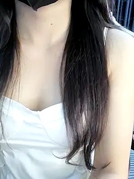  Linez  online show from October 4, 2025, 5:14 pm