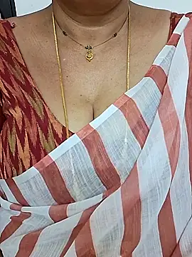 ananya956 online show from February 14, 2026, 4:40 pm