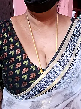 ananya956 online show from October 5, 2025, 5:09 am