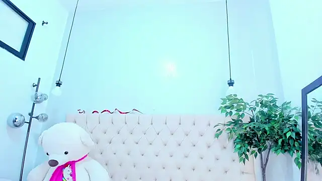 Victoria Coleman online show from February 19, 2026, 7:11 pm